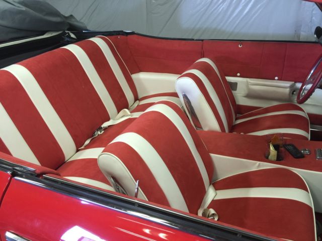 1975 white Chevrolet Capriceold Coupe