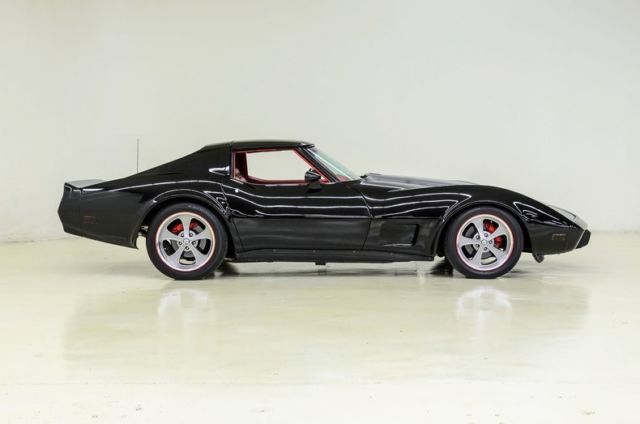1975 Black Chevrolet Corvette Coupe
