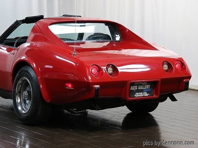 1975 Red Chevrolet Corvette Coupe