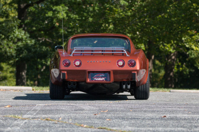 1975 Gray Chevrolet Corvette Coupe