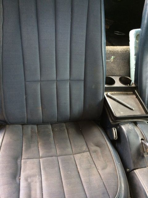 1975 Blue Chevrolet Corvette