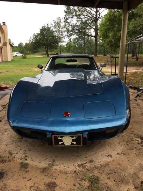 1975 Blue Chevrolet Corvette