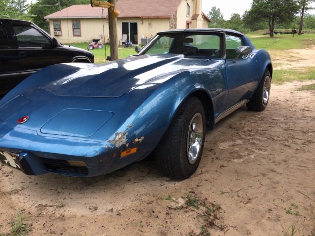 1975 Blue Chevrolet Corvette