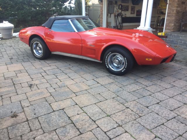 1975 Red Chevrolet Corvette Convertible