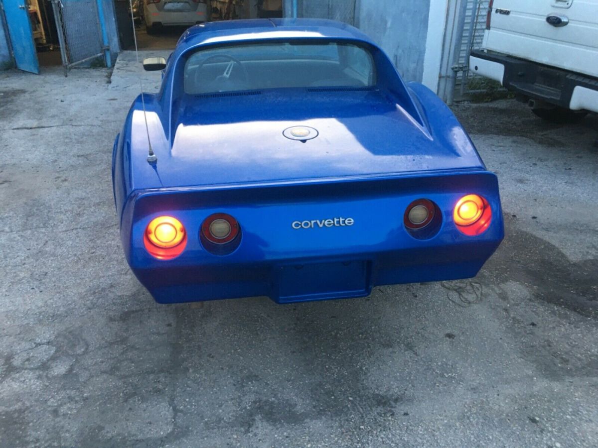 1975 Blue Chevrolet Corvette Coupe
