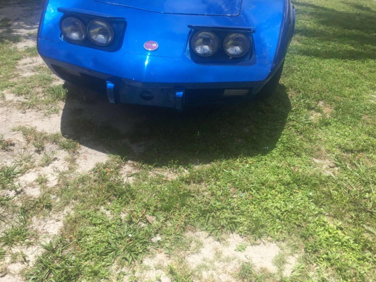 1975 Blue Chevrolet Corvette Coupe