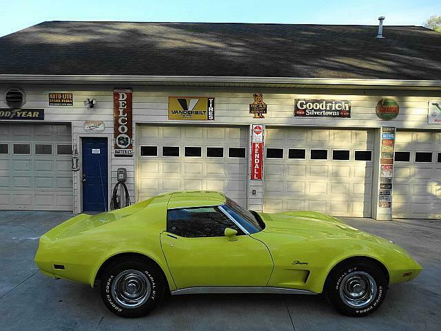 1975 Yellow Chevrolet Corvette T TOP
