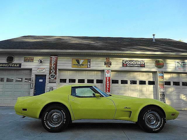 1975 Yellow Chevrolet Corvette T TOP