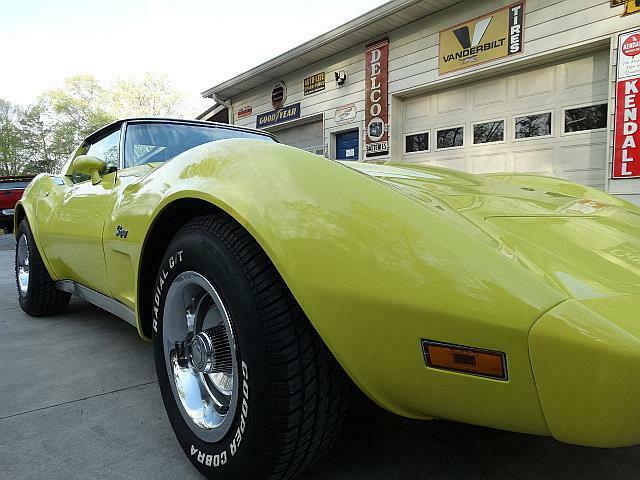 1975 Yellow Chevrolet Corvette T TOP