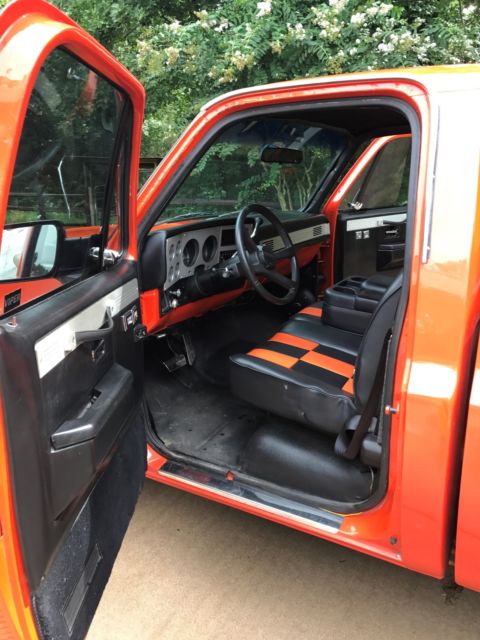1975 Orange Chevrolet C-10 Standard Cab Pickup