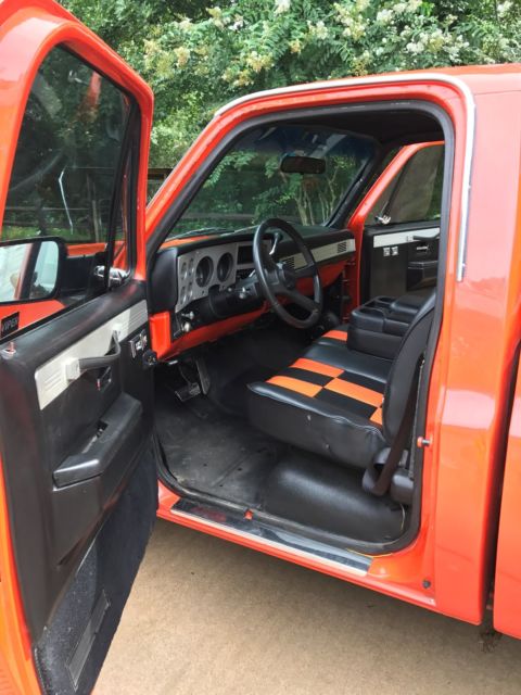 1975 Orange Chevrolet C-10 Standard Cab Pickup