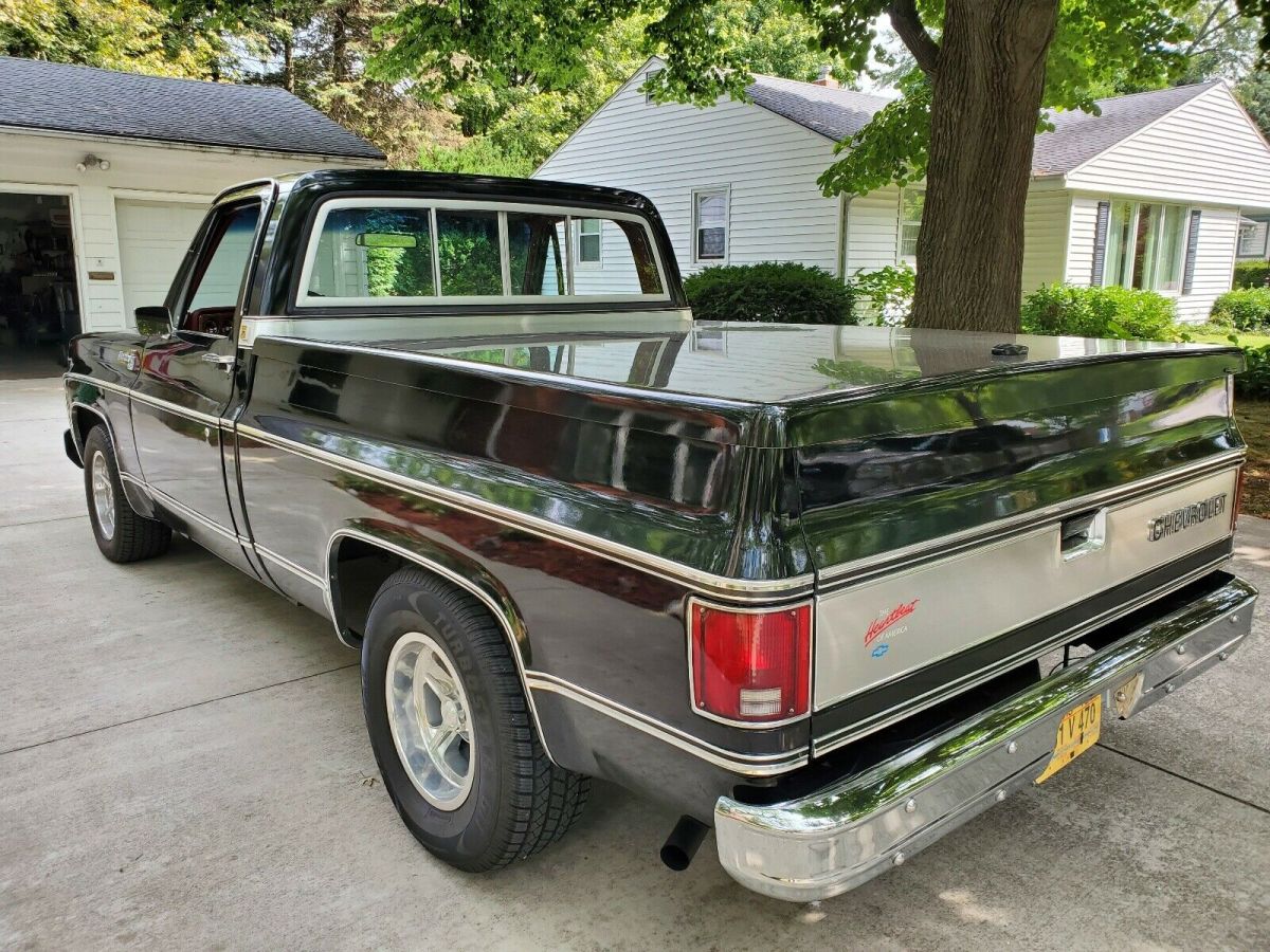1975 Black Chevrolet Silverado Pickup