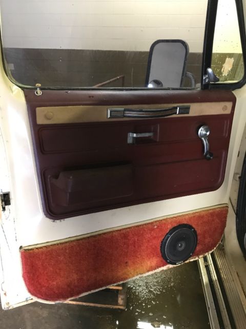 1975 Chevrolet Suburban