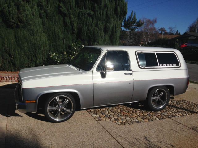 1975 White Chevrolet Blazer SUV