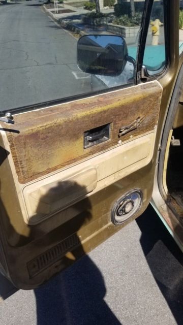 1975 Teal/ white Chevrolet C-10 Standard Cab Pickup