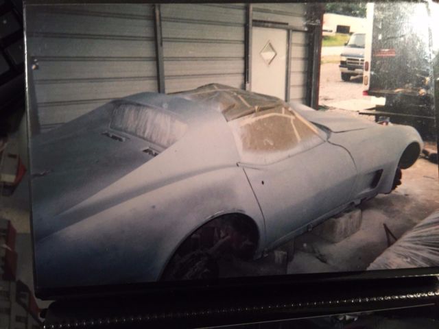 1975 Blue Chevrolet Corvette Coupe