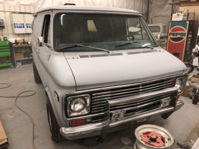 1975 Gray Chevrolet G10 Van Shorty