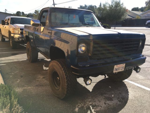 1975 blue Chevrolet C/K Pickup 1500