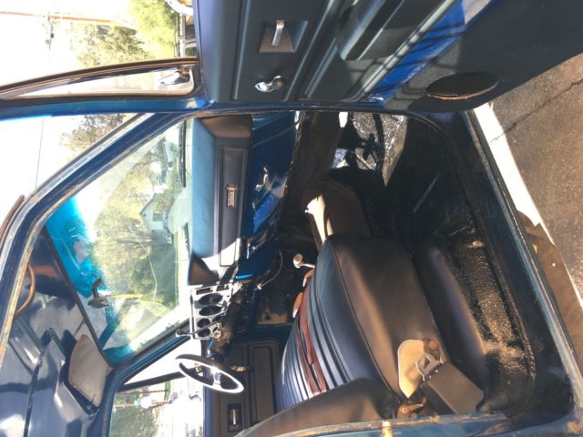 1975 blue Chevrolet C/K Pickup 1500