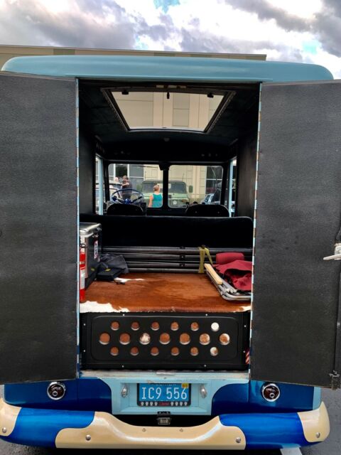 1975 Blue Chevrolet C-10 Van Camper