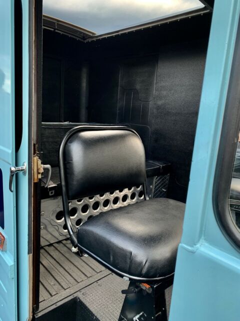 1975 Blue Chevrolet C-10 Van Camper