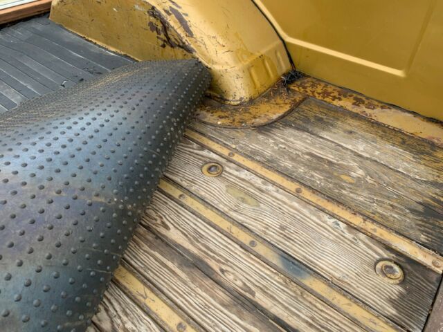 1975 YELLOW/WHITE Chevrolet Other Pickups