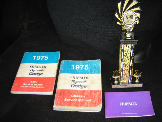 1975 Gold Chrysler New Yorker Coupe