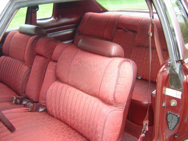 1975 Gold Chrysler New Yorker Coupe