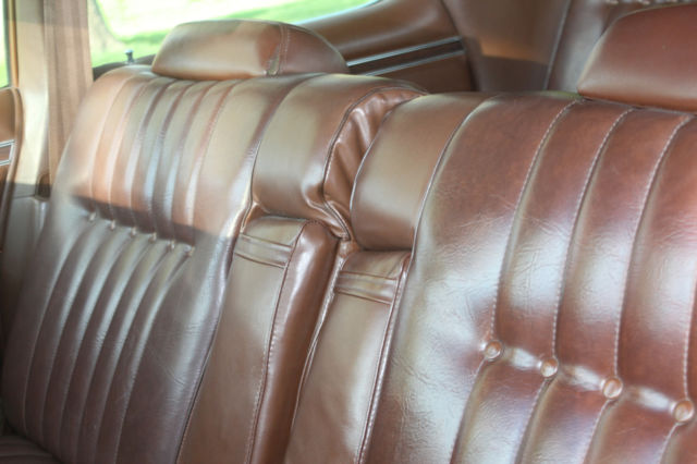 1975 Chrysler Town & Country