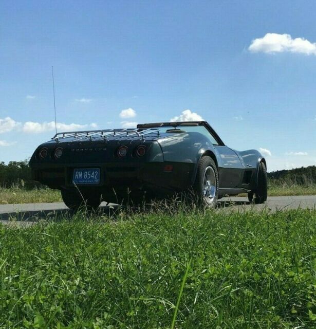 1975 Green Chevrolet Corvette Convertible