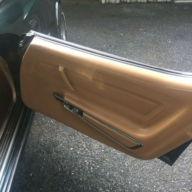 1975 Green Chevrolet Corvette Convertible