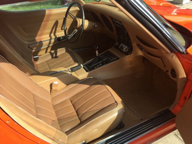 1975 Orange Chevrolet Corvette Coupe