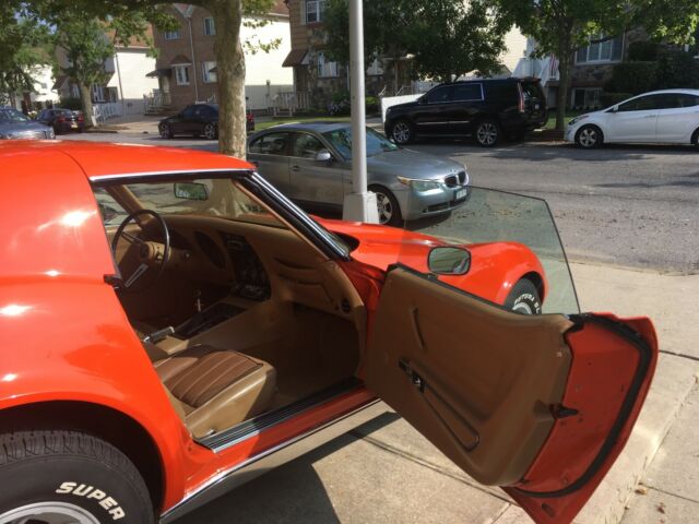 1975 Orange Chevrolet Corvette Coupe