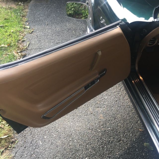 1975 Green Chevrolet Corvette Convertible