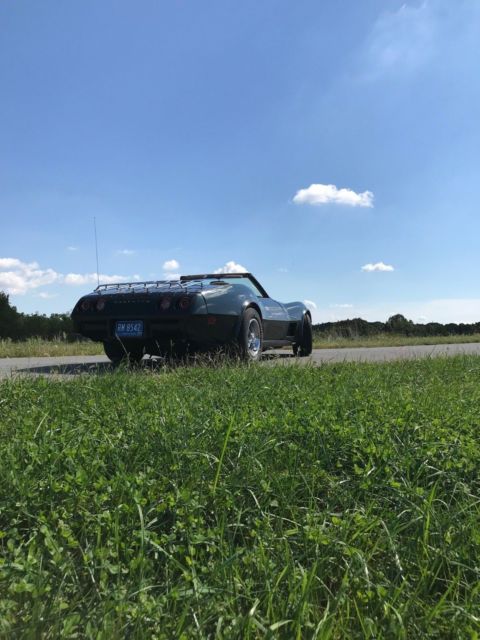 1975 Green Chevrolet Corvette Convertible