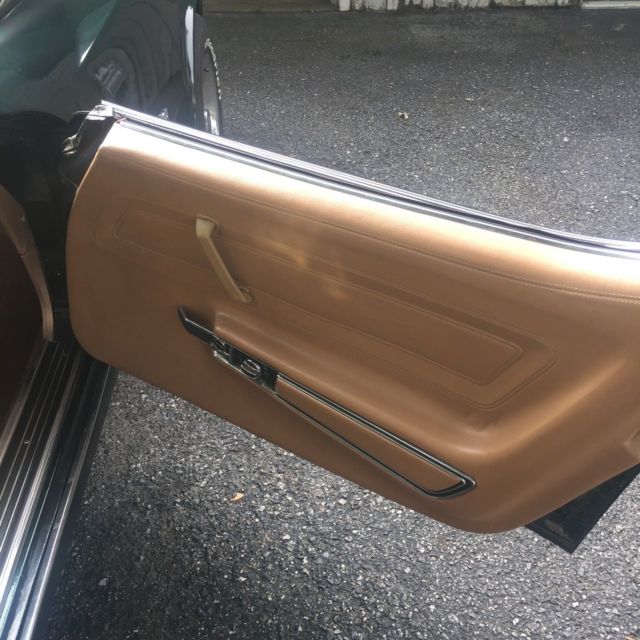 1975 Green Chevrolet Corvette Convertible