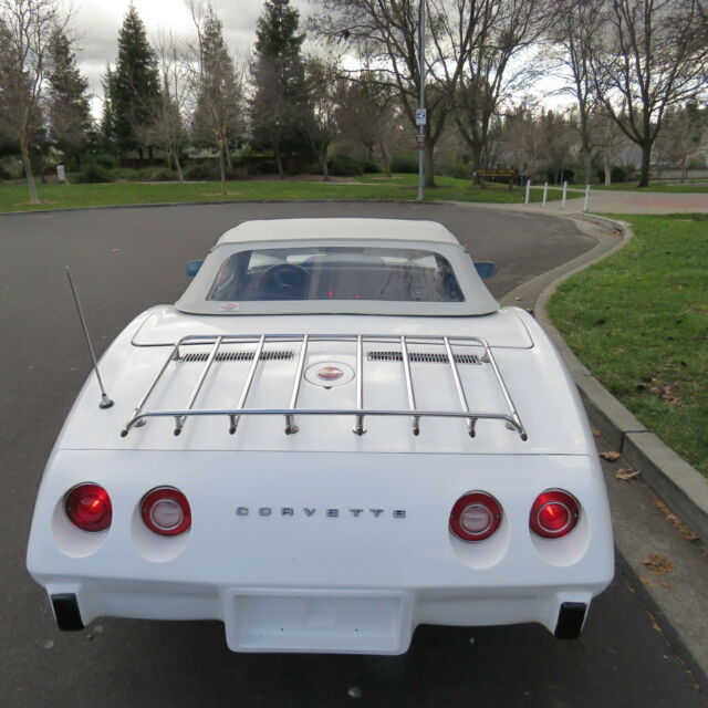 1975 White Chevrolet Corvette Convertible