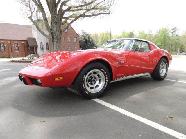 1975 Miglia Red Chevrolet Corvette Coupe