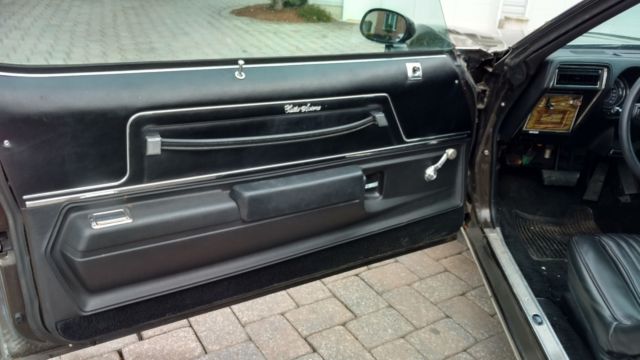 1975 Oldsmobile Cutlass Coupe