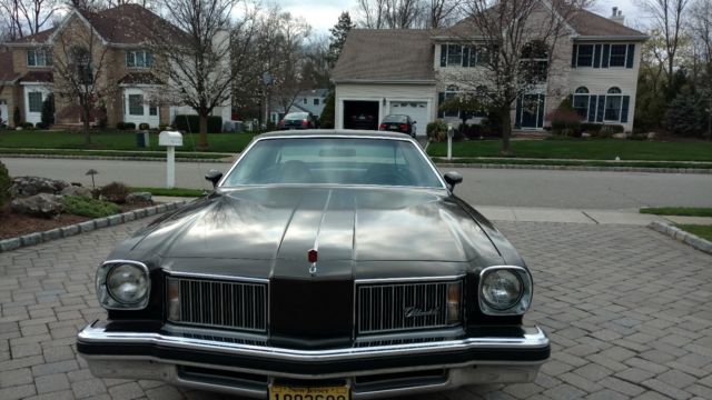 1975 Oldsmobile Cutlass Coupe