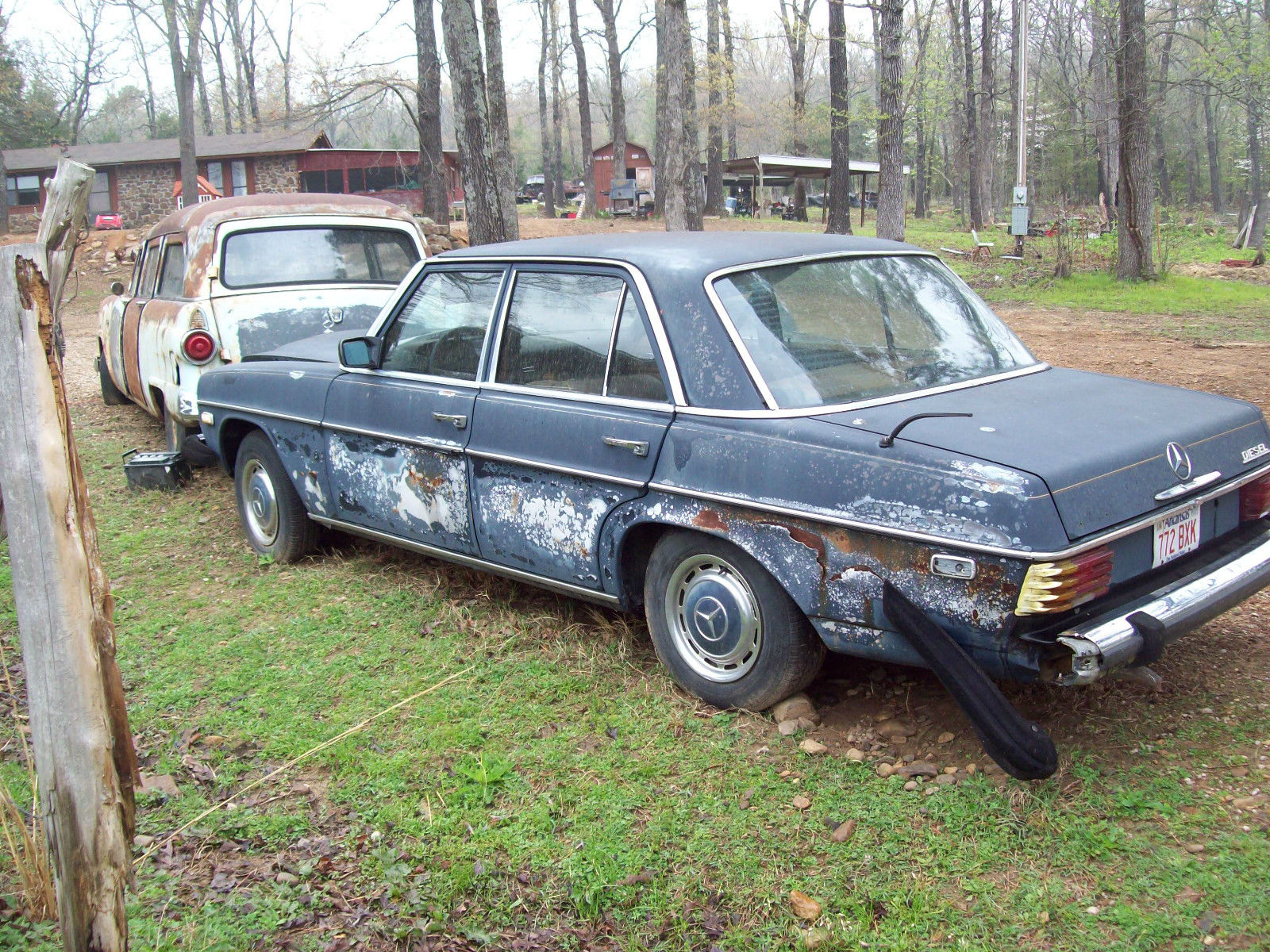 1975 Black Mercedes-Benz Other Sedan