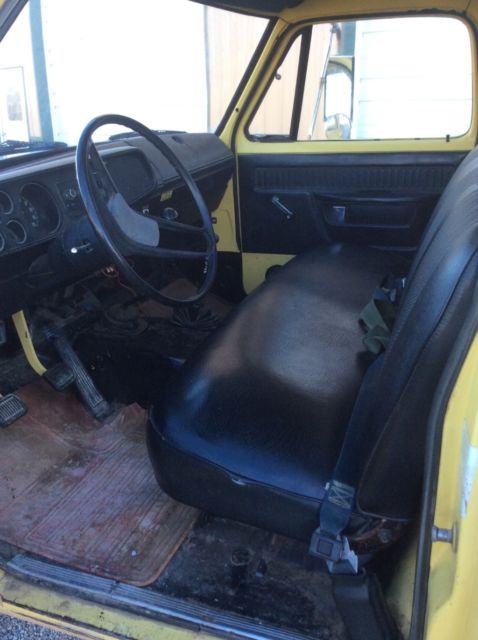 1975 Dodge Power Wagon