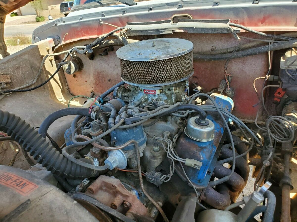 1975 Ford F-100 Standard Cab Pickup