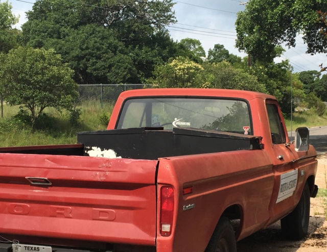 1975 Red Ford F-250 Cab & Chassis