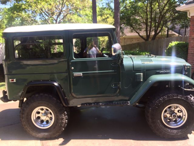 1975 Green Toyota Land Cruiser