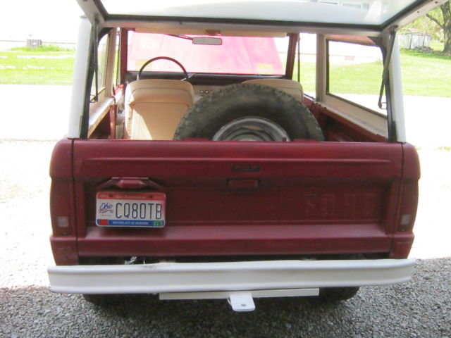 1975 Red Ford Bronco