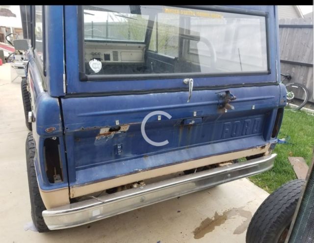 1975 Blue Ford Bronco