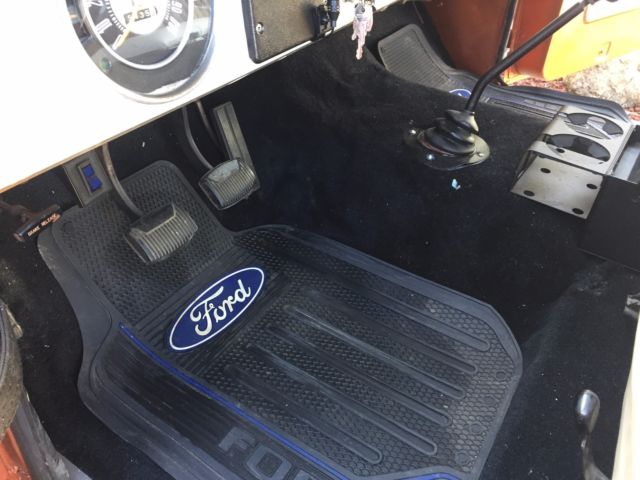 1975 Brown Ford Bronco SUV