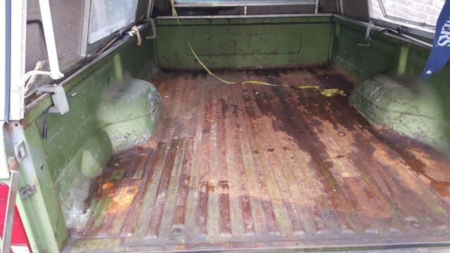 1975 Green Ford F-100 Standard Cab Pickup