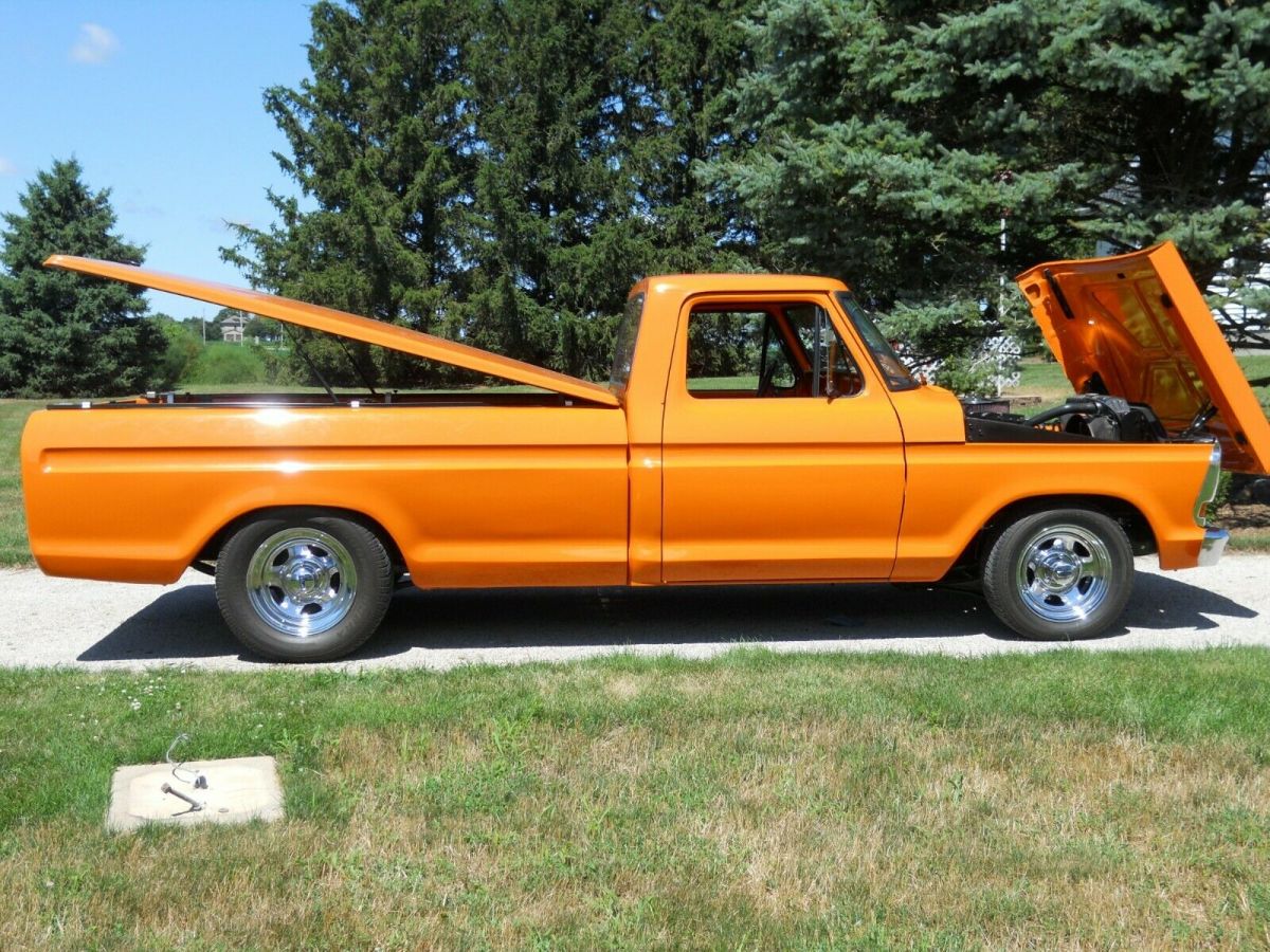 1975 Orange Ford F-150 Standard Cab Pickup